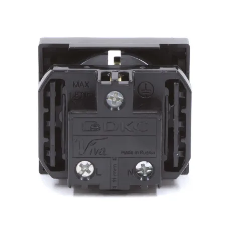 Розетка силовая серии Viva DKC 45205 2Р+Е со шторками черная