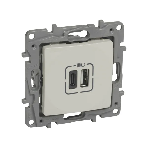 Розетка USB Niloe Тип А+C Слоновая кость