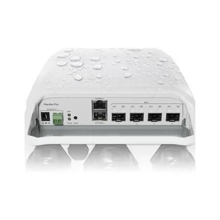 Коммутатор MikroTik CRS305-1G-4S+OUT