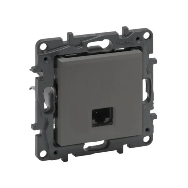 Информационная розетка одинарная Niloe Step RJ45 Кат.6 UTP Сталь