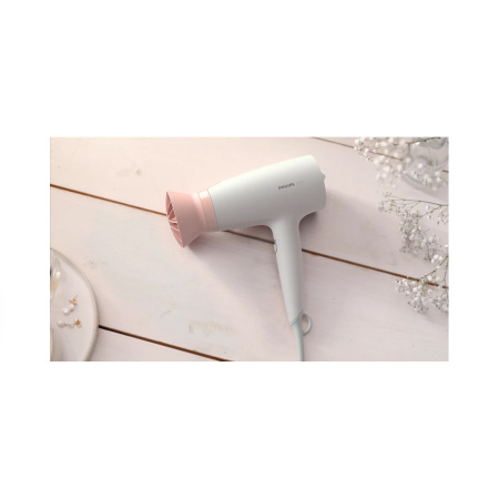 Купить не дорого Фен Philips Серии 3000 BHD300/00 в интернет магазине Stels.kz Фен Philips Серии 3000 BHD300/00 в интернет магазине Stels.kz