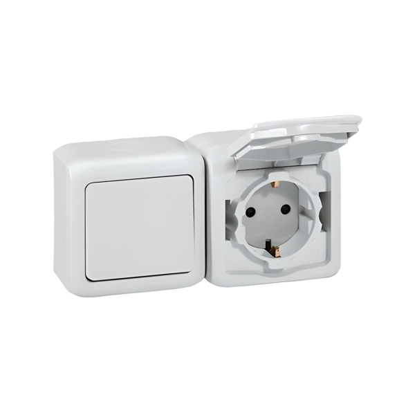 Розетка двойная с крышками Legrand Forix 16A 250В IP44 накладная белый Розетка двойная с крышками Legrand Forix 16A 250В IP44 накладная белый