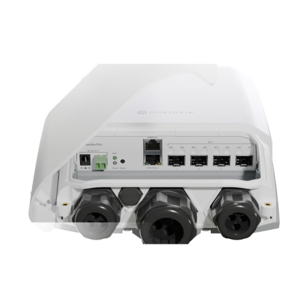 Коммутатор MikroTik CRS305-1G-4S+OUT в интернет магазине Stels.kz