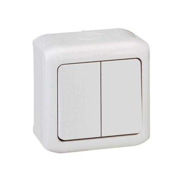 Выключатель двухклавишный Legrand Forix 10A 250В IP44 накладной белый Выключатель двухклавишный Legrand Forix 10A 250В IP44 накладной белый
